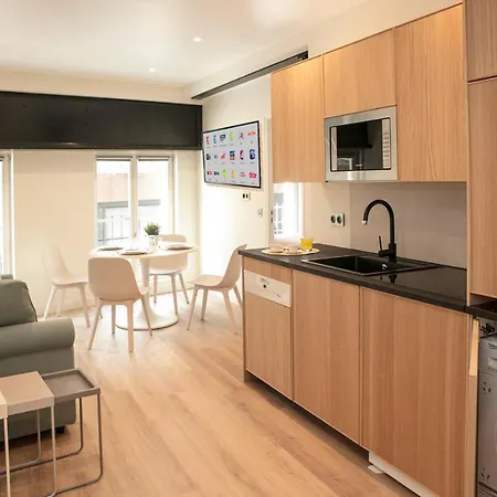 2 Opera New 2-3 For 4 Guests Apartment