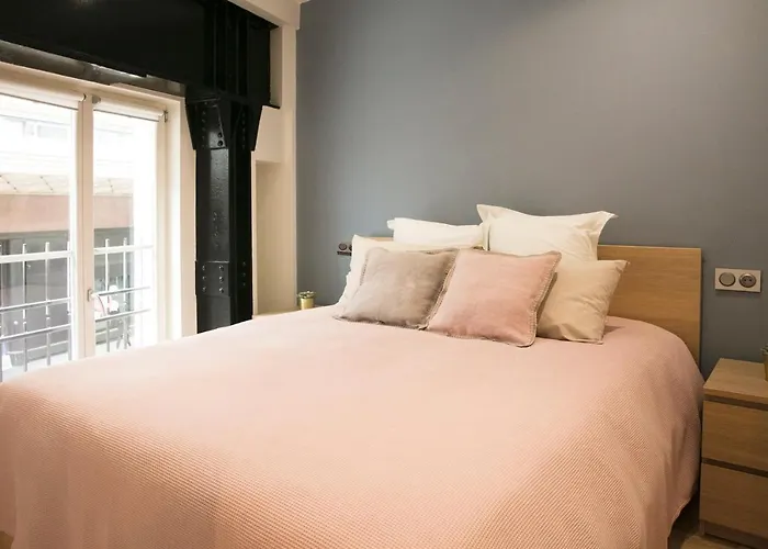 Apartment 2 Opera New 2-3 For 4 Guests *